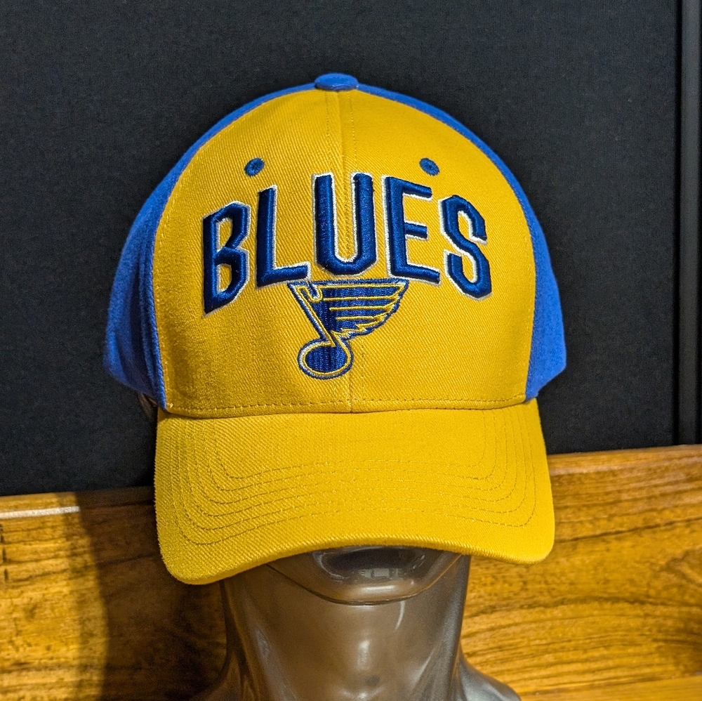 St. Louis Blues NHL Hockey Snapback Hat